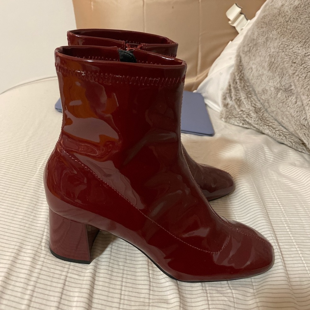 Zara burgundy faux boots